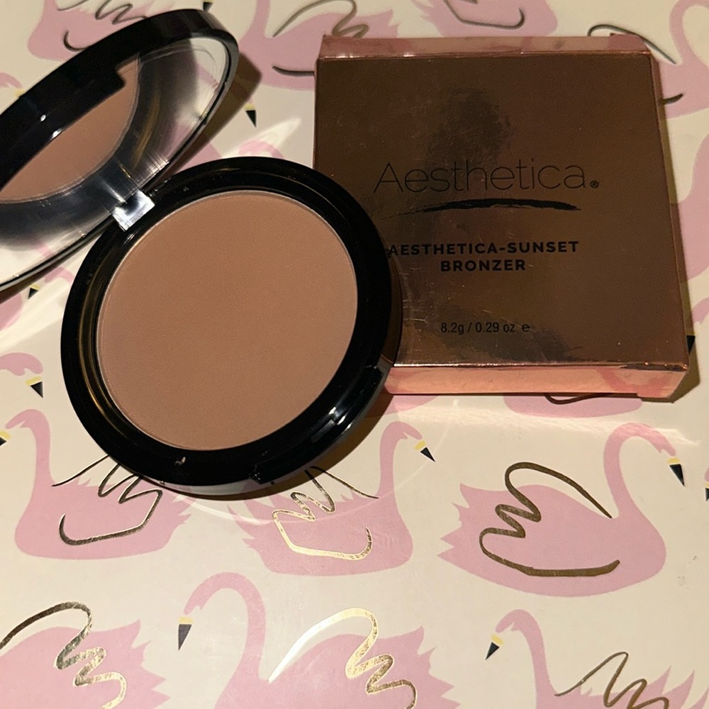 Sunset Bronzer by Aesthetica